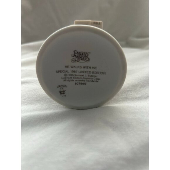 Precious Moments- He Walks With Me- Easter Seals Limited Edition - Picture 2 of 2